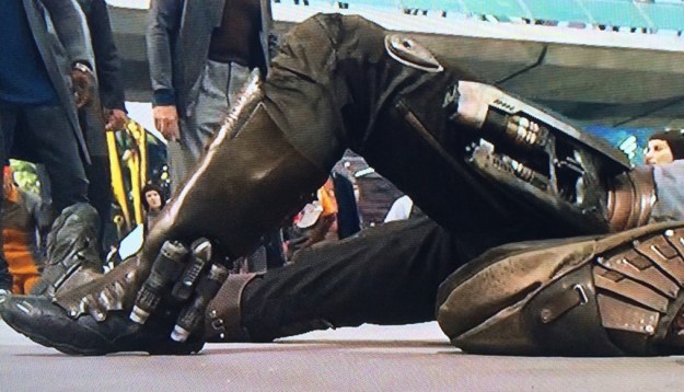 This shot shows some of the details on his legs and his gadgets. 